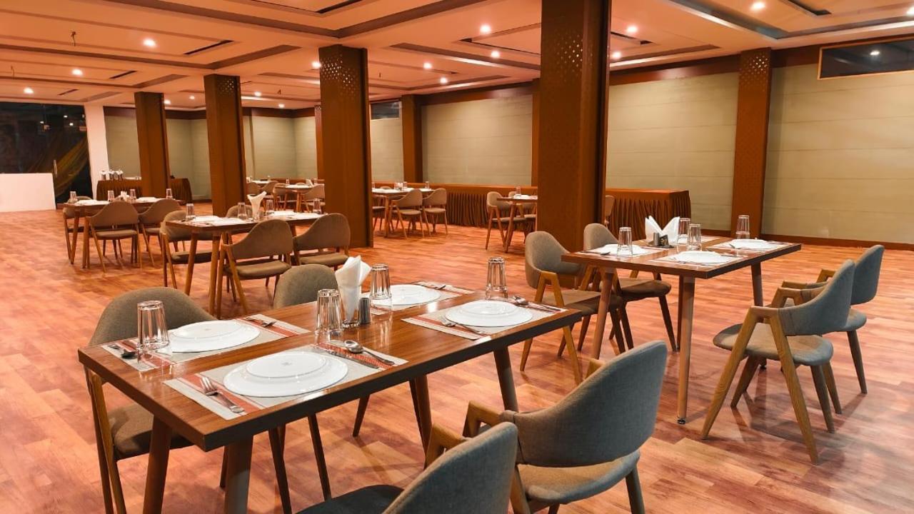 Vista Resort, Manali - ! Near Mall Road !! Hot & Cold Ac Rooms !! Best Selling !! Big Parking !! Luxury Collection !! Open Terrace !! Lift !! Playing Zone !! Property Of The Year ! Exterior foto